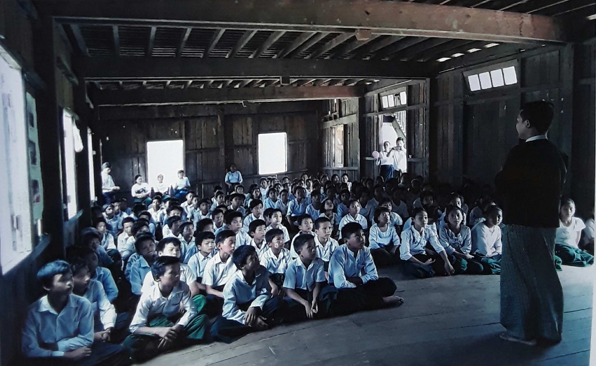 ကချင်ပြည်နယ် ပူတာအိုခရိုင် မချမ်းဘော့မြို့နယ် အ.လ.က.မချမ်းဘော့ စာသင်ကျောင်းတွင် ဥပဒေအသိပညာပေးဟောပြော