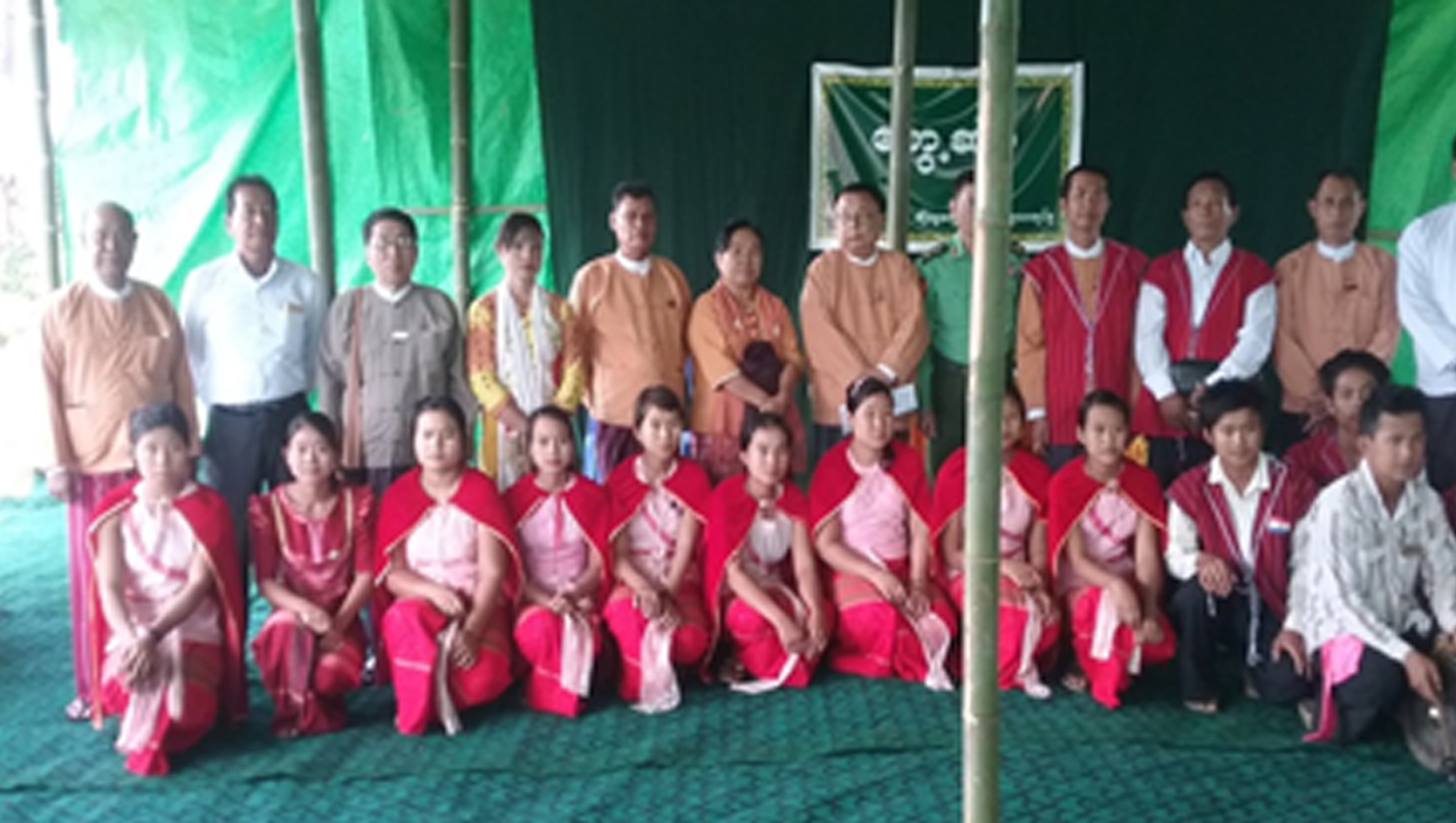 ကယားပြည်နယ်ဥပဒေချုပ် ဦးစိုင်းကျော်ဇံက ပြည်သူလူထုများနှင့် တွေ့ဆုံပွဲ အခမ်းအနားသို့တက်ရောက်