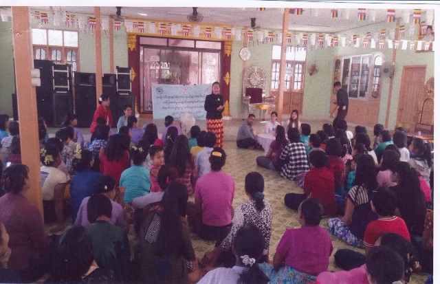 အမျိုးသမီးများနှင့် မိန်းကလေးများအပေါ်နည်းမျိုးစုံဖြင့် အကြမ်းဖက်မှုပပျောက်ရေးနေ့အထိမ်းအမှတ်  ဟောပြောပွဲကျင်းပ