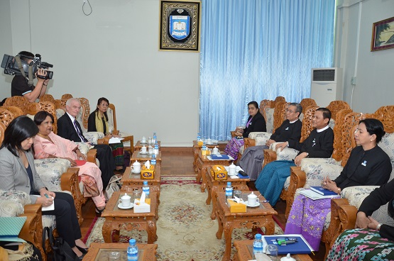 ပြည်ထောင်စုရှေ့နေချုပ်သည် ပဋိပက္ခအတွင်း အမျိုးသမီးများအား အကြမ်းဖက်မှုဆိုင်ရာ ကုလသမဂ္ဂအတွင်းရေးမှူးချုပ်၏ အထူးကိုယ်စားလှယ် Ms. Pramila Patten နှင့် ကိုယ်စားလှယ်အဖွဲ့ အား လက်ခံတွေ့ဆုံ
