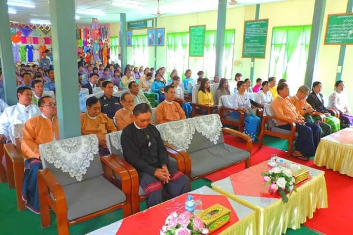 အဆင့်မြင့်အိမ်တွင်းမှု စက်ချုပ်သင်တန်းအမှတ်စဉ်(၁)နှင့် ရိုးရာဂျပ်ခုတ်သင်တန်း အမှတ်စဉ်(၁၇) သင်တန်းဆင်းပွဲအခမ်းအနားတက်ရောက်