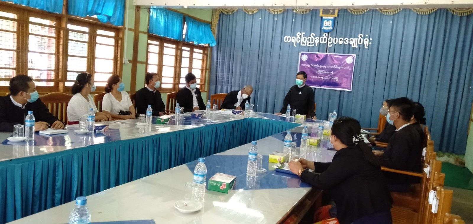 တရားလွှတ်တော်ရှေ့နေများကောင်စီ ရွေးကောက်ပွဲကြီးကြပ်ရေးအဖွဲ့ အစည်းအဝေးတက်ရောက်ခြင်း