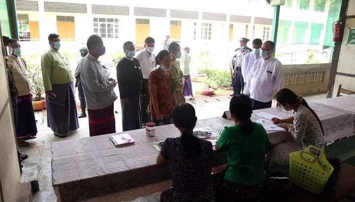 ကျောင်းအပ်နှံနေကြသည့် ကျောင်းသား/ကျောင်းသူများ၊ မိဘများ၊ ဆရာ၊ဆရာမများအား ရင်းရင်းနှီးနှီးတွေ့ဆုံ