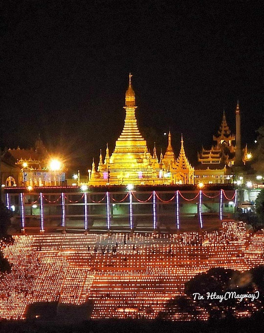 ဆီမီး (၉၀၀၀)၊ ပန်း (၉၀၀၀)၊ နံ့သာ (၉၀၀၀) ထွန်းညှိကပ်လှူပူဇော်ပွဲအခမ်းအနားတက်‌ရောက်