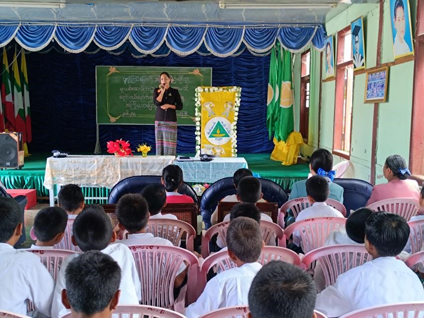မူယစ်ဆေးဝါးအလွဲ သုံးမှုနှင့် တရားမဝင်ရောင်းဝယ်ရေးတိုက်ဖျက်ရေးနေ့ အထိမ်းအမှတ် ဟောပြောပွဲ  တက်‌ရောက်
