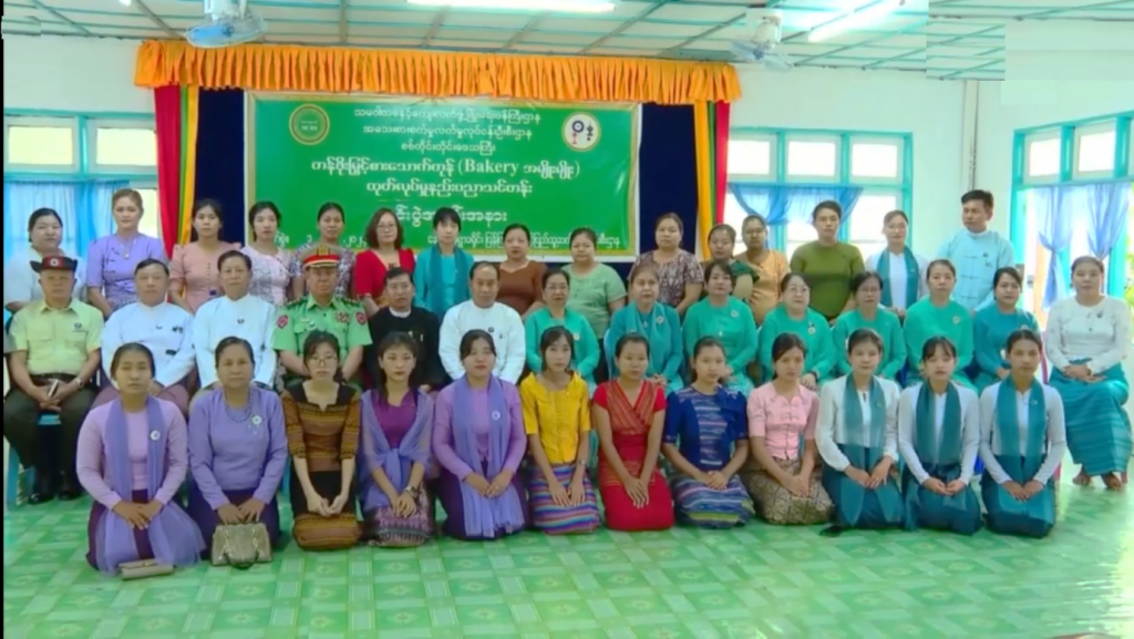 ထုတ်လုပ်မှုနည်းပညာသင်တန်းဆင်းပွဲ အခမ်းအနားတက်ရောက်